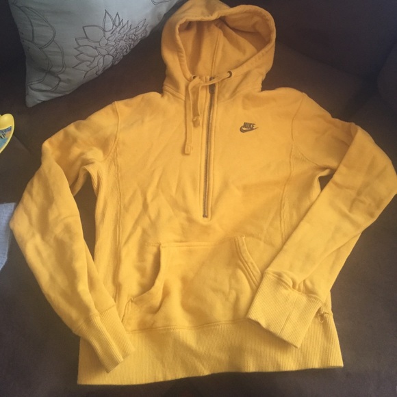 Nike half zip