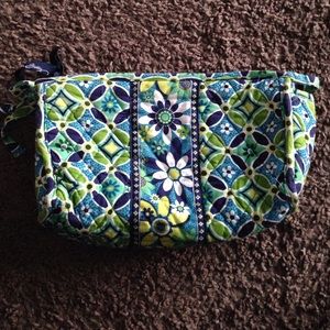 Med bow, small bow, small cos, pencil case