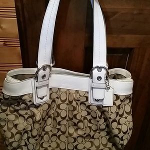 Coach handbag,  like new. SOLD