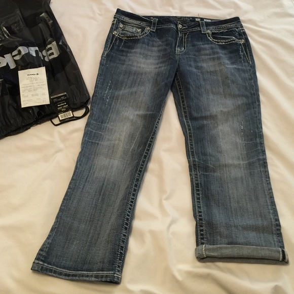 Miss Me  from Buckle ☑️SOLD☑️ - Picture 2 of 4