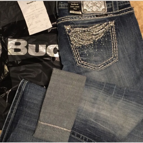 Miss Me  from Buckle ☑️SOLD☑️ - Picture 3 of 4