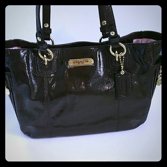 Coach gloss patent leather tote in dark brown