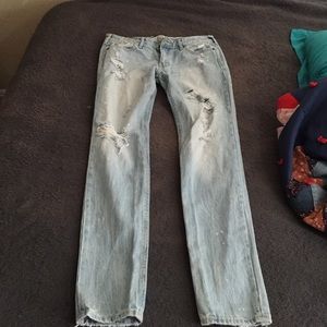 Distressed hollister jeans size 5