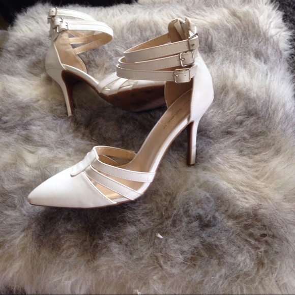 White high heels shoes