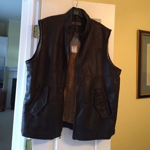 Johnston & Murphy Men's Vest