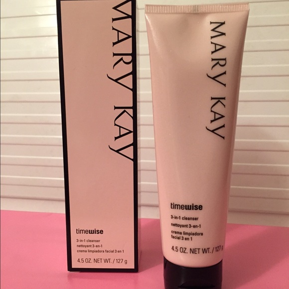 Mary Kay TimeWise 3-in-1 Cleanser - Norm/Dry - NEW