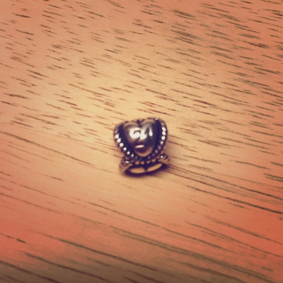 💯 Authentic Pandora 21 Bead