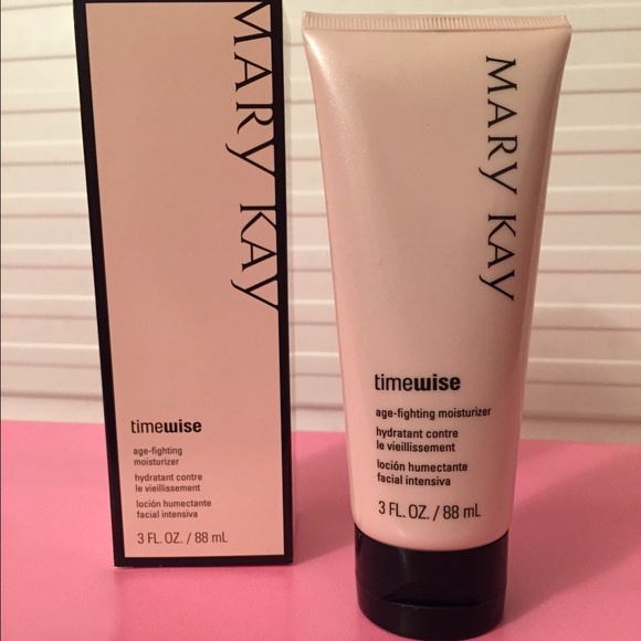 Mary Kay TimeWise Moisturizer - Norm/Dry - NEW