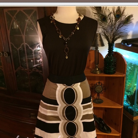 Chocolate Seamless Dress Top - Picture 2 of 4