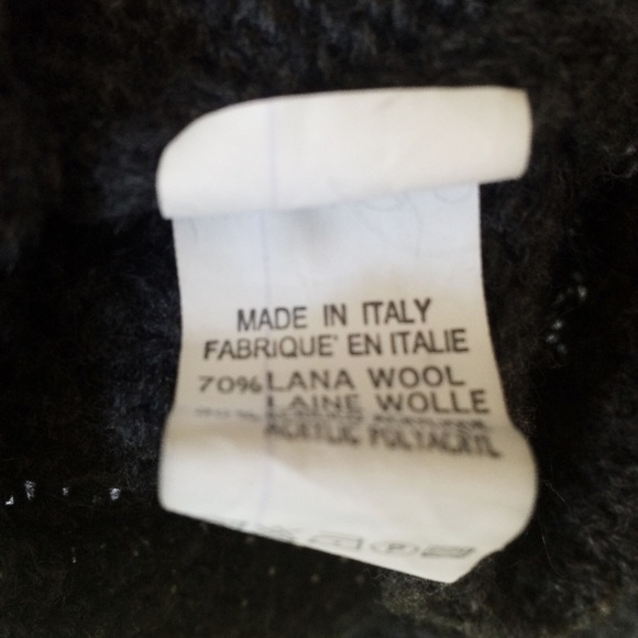 💌RESERVED💌 Brandy Melville Voltaire in Charcoal - Picture 3 of 4