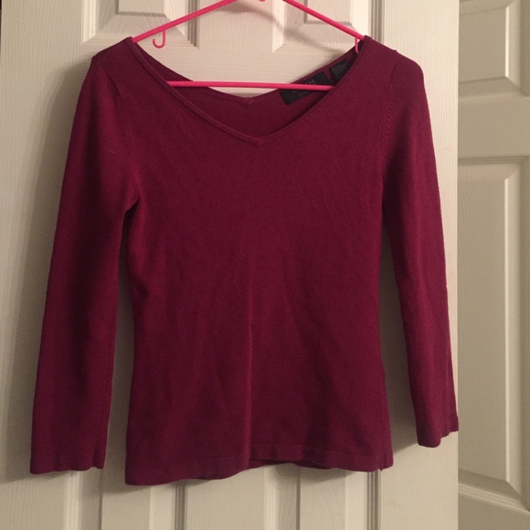 Woman's shirt size extra small