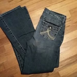Common Genes jeans
