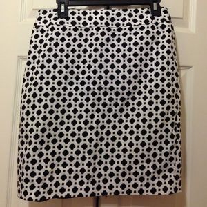 Geometric print pencil skirt