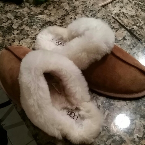 Authentic Ugg Slippers