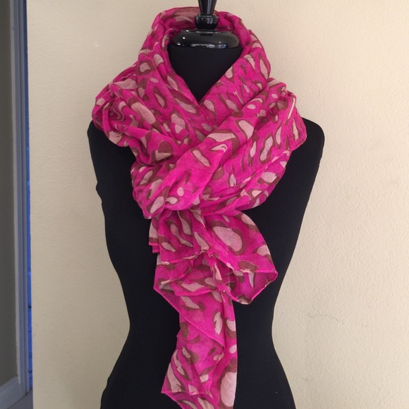 Pink Leopard Scarf