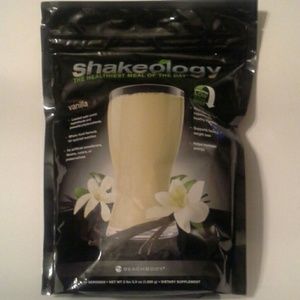 Shakeology Vanilla 2 bags- 60 day supply