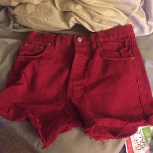 Red High-waisted Levi shorts