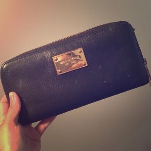 Micheal Kors Black Wallet