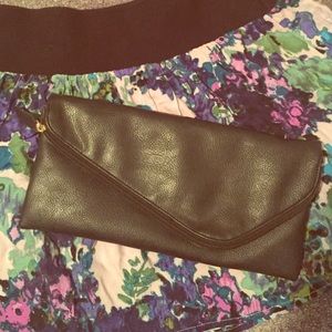 Black Clutch
