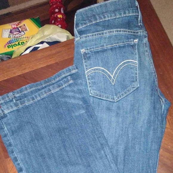 Jeans - Picture 1 of 2