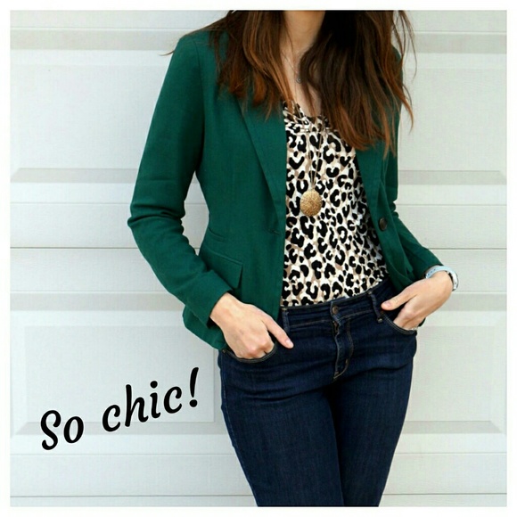 Forever 21 Jackets & Blazers - Hunter green blazer