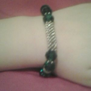 Braclet with jewels on it