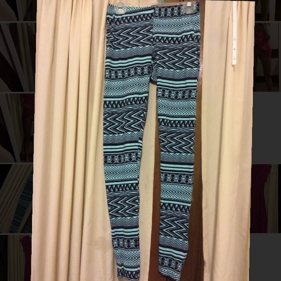 Aztec Print Leggings