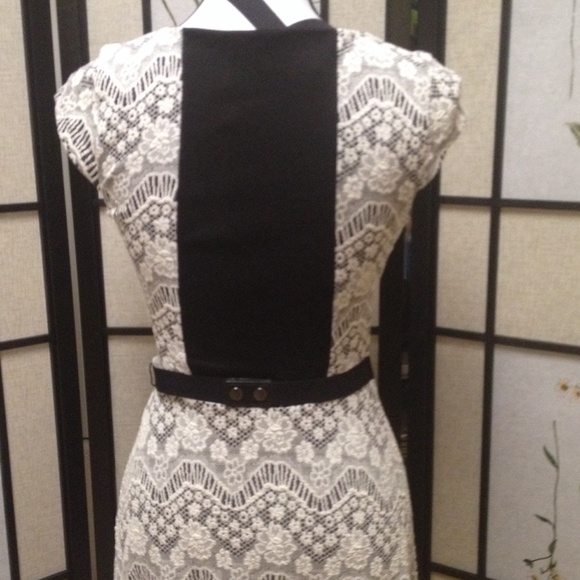 Candie's dress - Picture 3 of 4