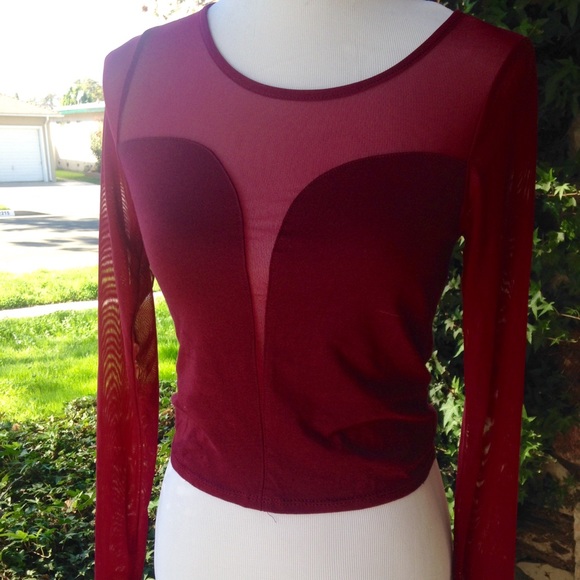 Charlotte Russe • Burgundy top - Picture 1 of 2