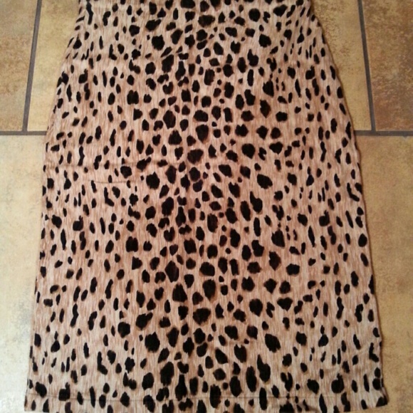 Merona Cheetah Print skirt