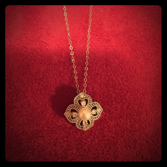 Sterling silver necklace with a pearl 🎀