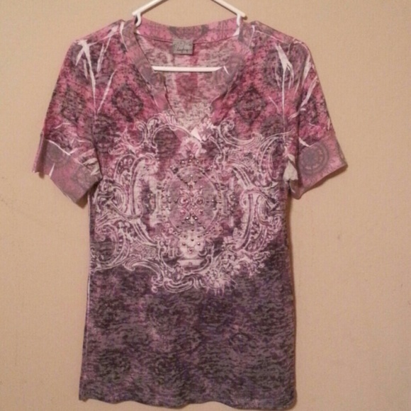 Juniors t-shirt