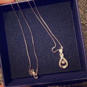 Kay Jeweler's Dancing Diamond Necklace. BRAND NEW.