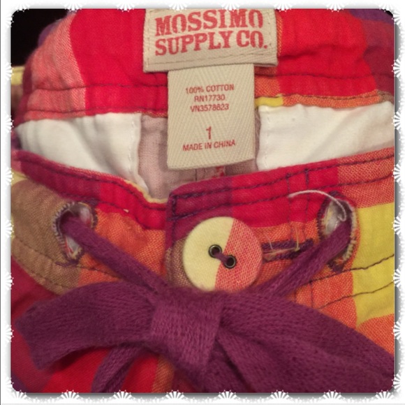 Draw String Shorts - Picture 3 of 3