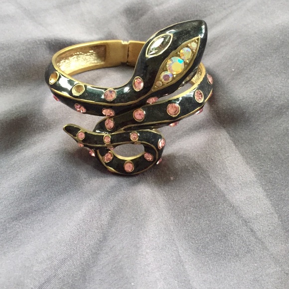 Snake bracelet
