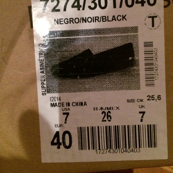 New Zara asymmetrical black flats shoes - Picture 4 of 4