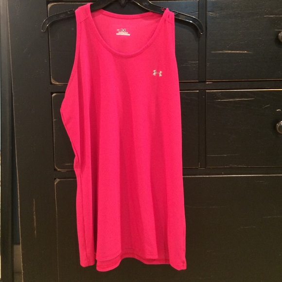 Athletic shirt