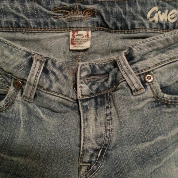Sliver capris - Picture 3 of 3