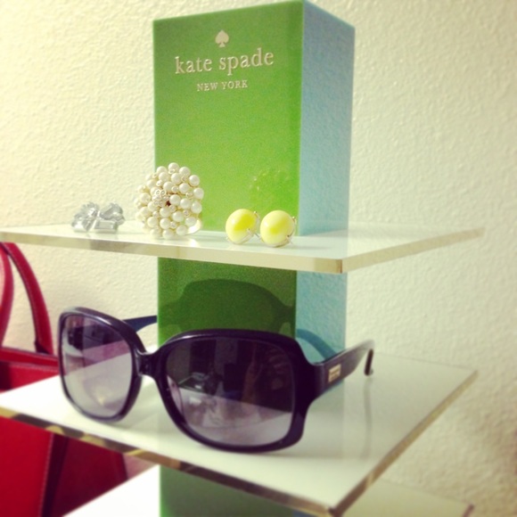 Kate Spade sunglasses jewelry rotating display