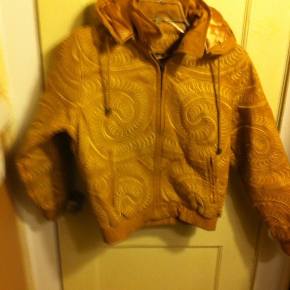 Bubble well leather jacket