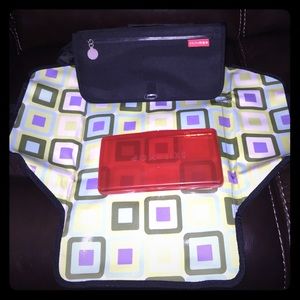 🌺Skip Hop Changing Station🌺