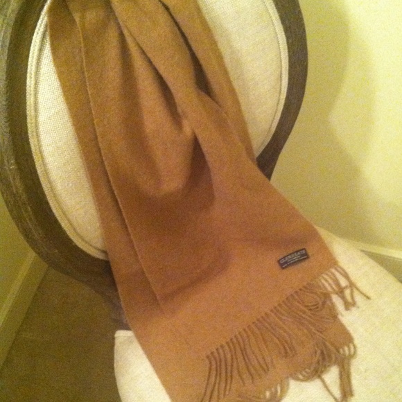 100% camel hair scarf
