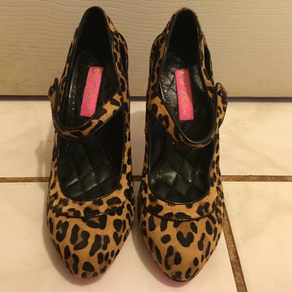 Leopard maryjanes
