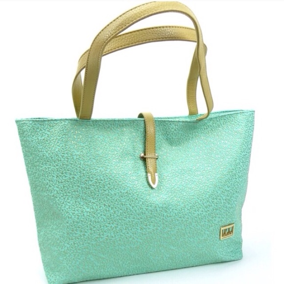 Mint tote with gold accent
