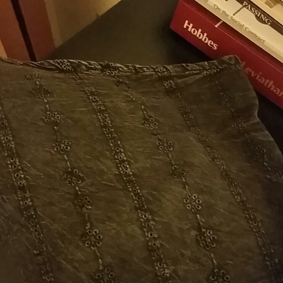 Maurices gray top - Picture 4 of 4