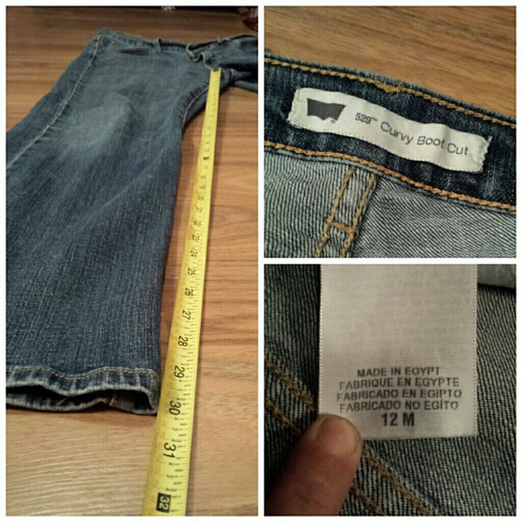 Levi medium wash jeans - Picture 3 of 3