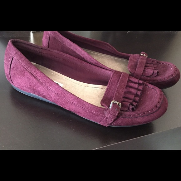 Burgundy flats