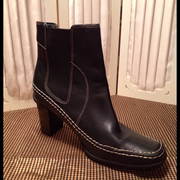 Whats What Leather Ankle Boots - Picture 2 of 3