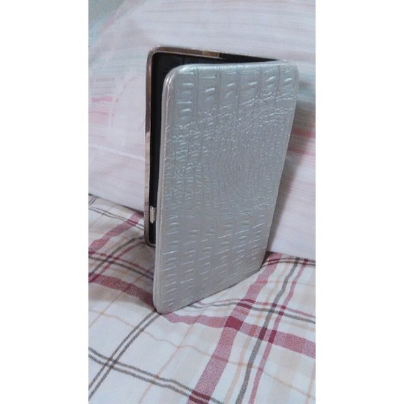 Wallet - Picture 2 of 2