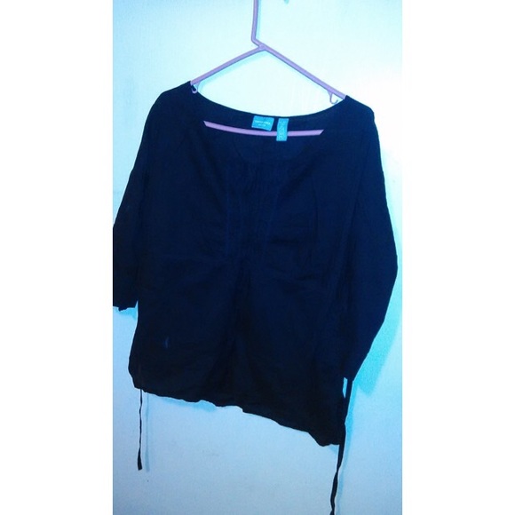 Black blouse - Picture 1 of 1